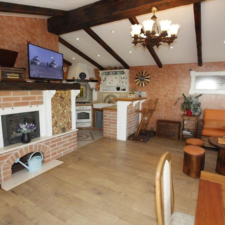 Apartments Rustica Makarska Eksteriør billede