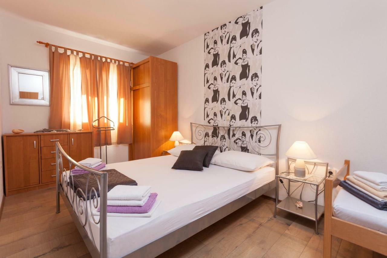Apartments Rustica Makarska Eksteriør billede