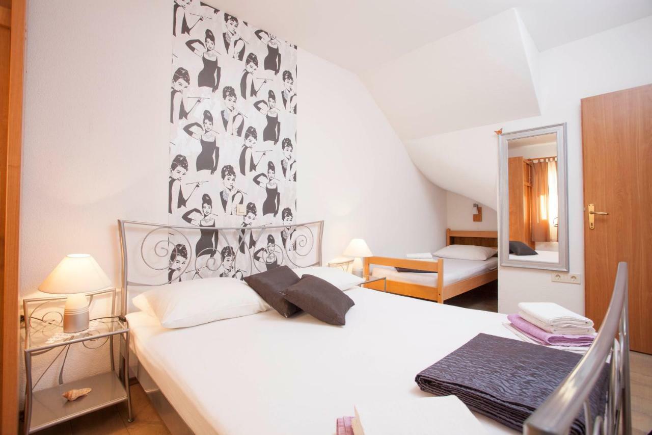 Apartments Rustica Makarska Eksteriør billede